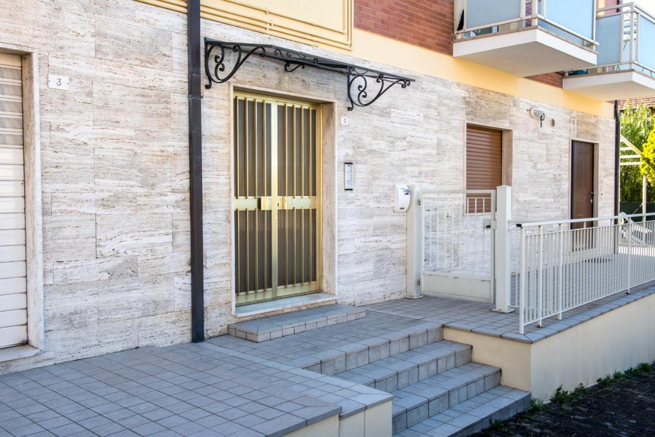 Apartament A Casa Di Marica Sirolo Zewnętrze zdjęcie